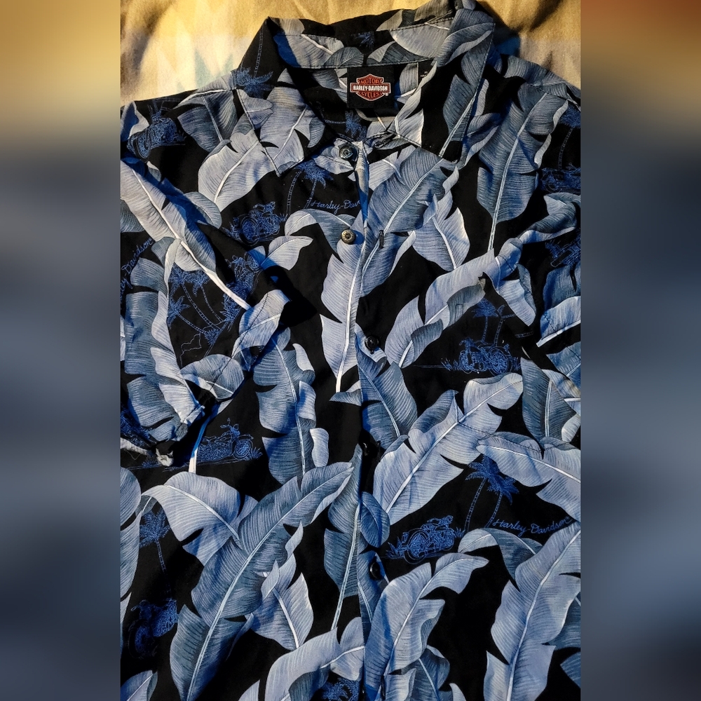 Harley-Davidson Blue and Black Leaf Print Shirt short sleeve